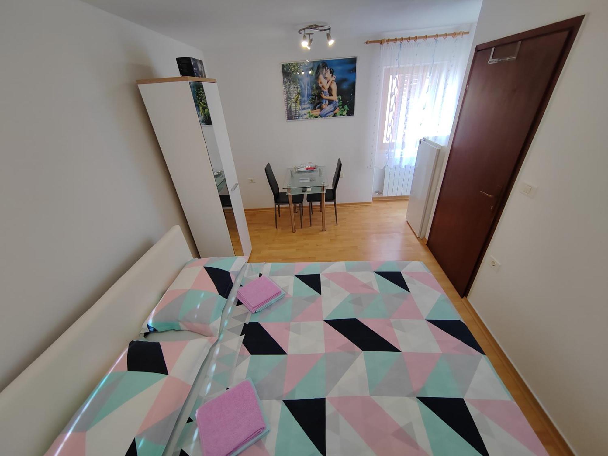 Rooms Neda Изола Екстериор снимка