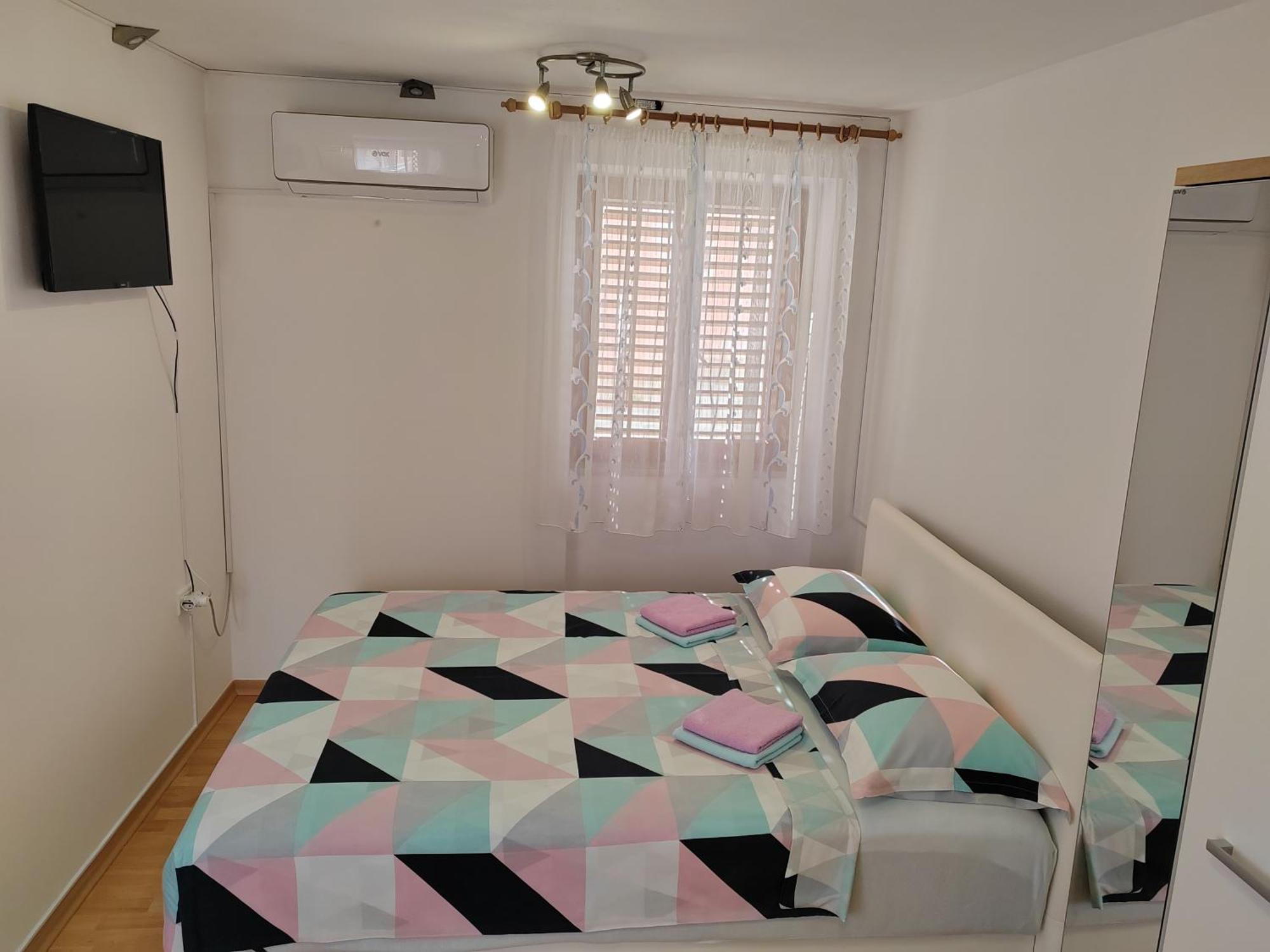 Rooms Neda Изола Стая снимка