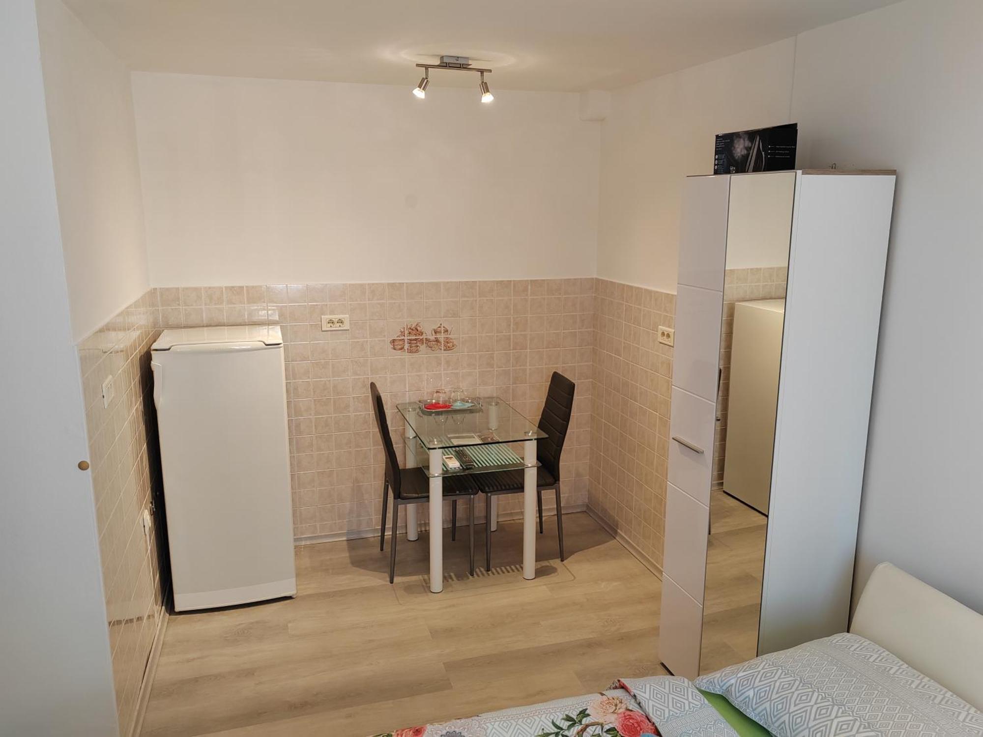 Rooms Neda Изола Стая снимка