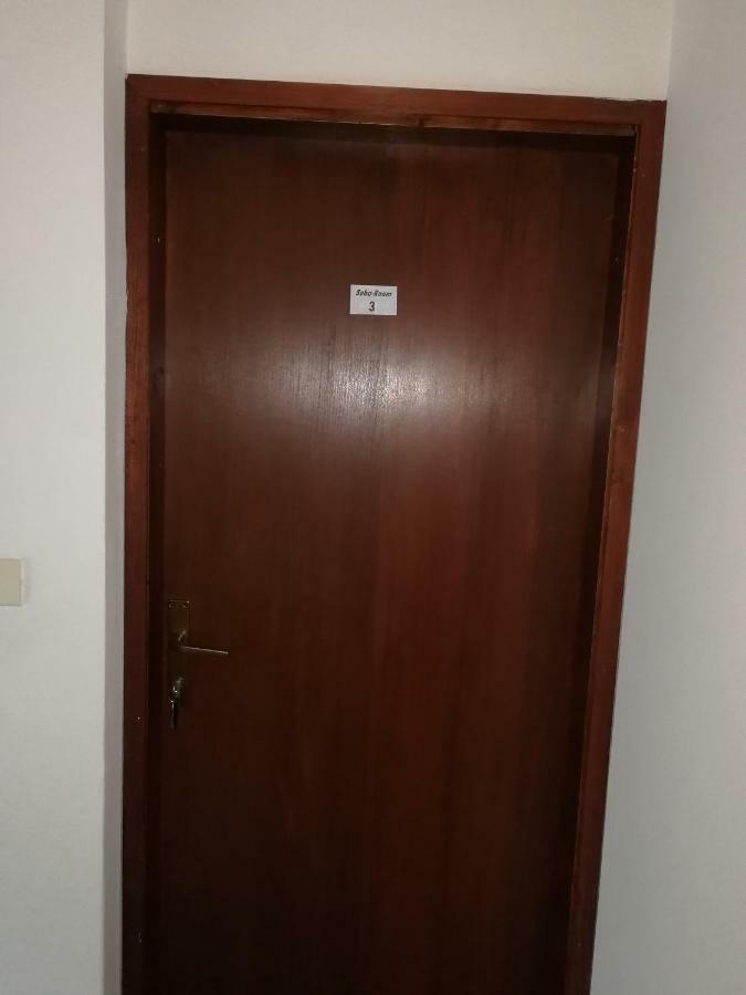 Rooms Neda Изола Екстериор снимка